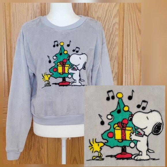 Peanuts Snoopy Woodstock Holiday Christmas Plush Velour Sweatshirt Sz M - Picture 9 of 9